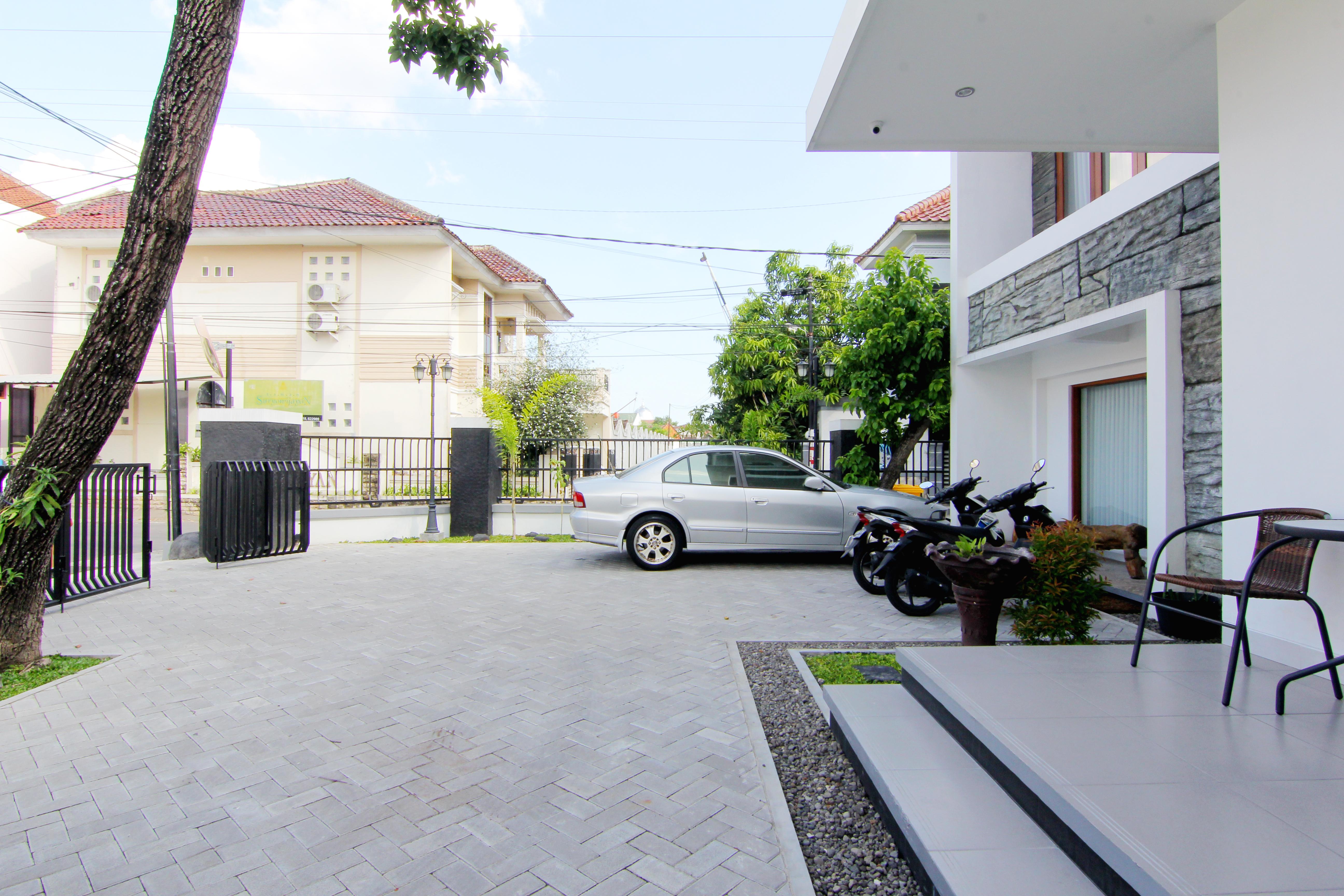 Silas Garden Джокьякарта Экстерьер фото