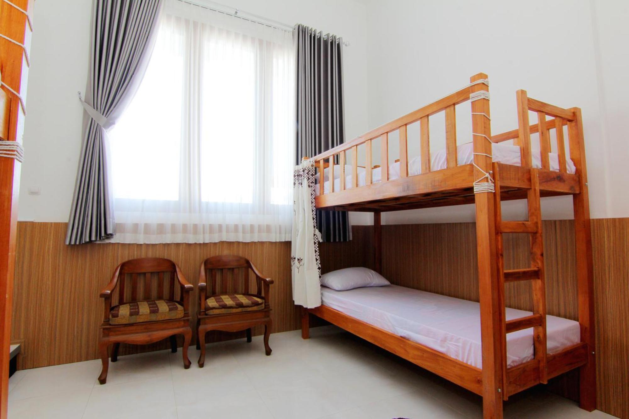 Silas Garden Джокьякарта Экстерьер фото